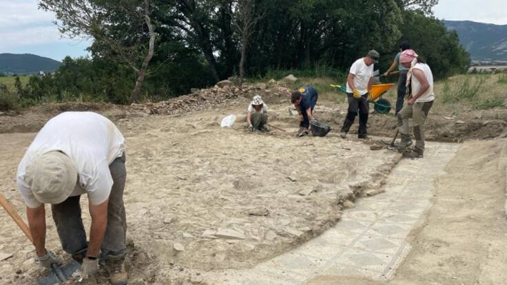 Excavaciones en Artieda