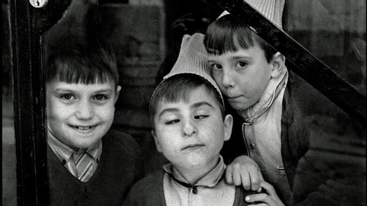 Fotos mágicas y cuentos fantásticos de los niños de Cuenca de hace 50 años