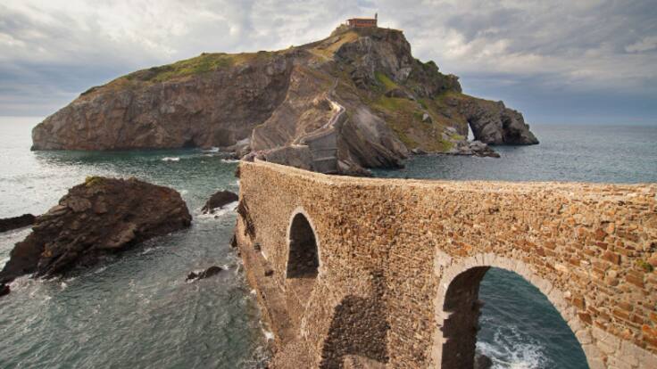 Miguel de los Toyos explica en qué consistirá el PTS de recursos turísticos de Euskadi