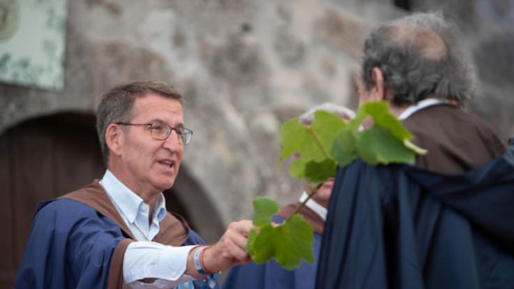 Vox ofrece sus diputados 'gratis' a Feijóo para que busque la investidura y este lo considera "un avance"