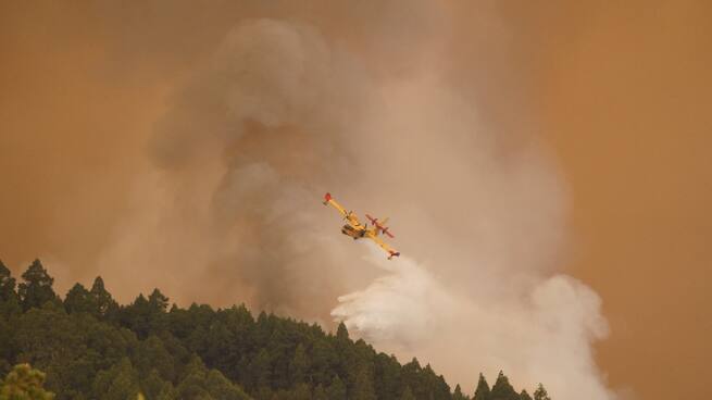 Última hora del incendio con la alcaldesa de Candelaria