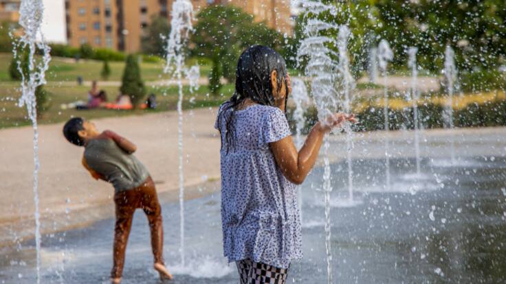Las noches tropicales afectan al sueño de la ciudadanía (22/08/2023)