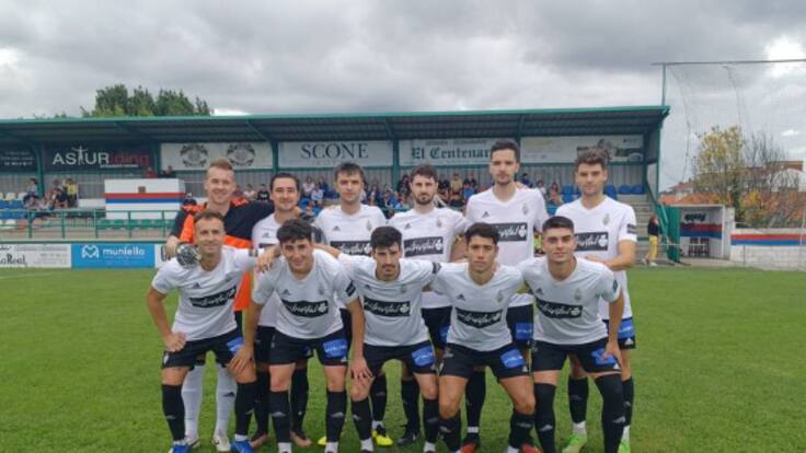 El entrenador del Covadonga, Manolo Simón, repasa, en El Banquillo, la previa del partido ante la Arandina