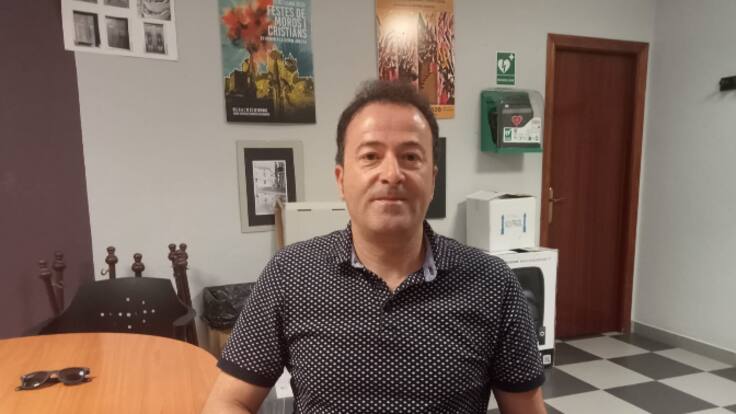 Juan Bautista Payá, presidente de la comparsa de estudiantes en Radio Villena SER