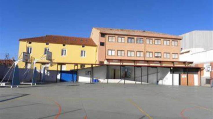 La vuelta al cole en Peñafiel, de diez