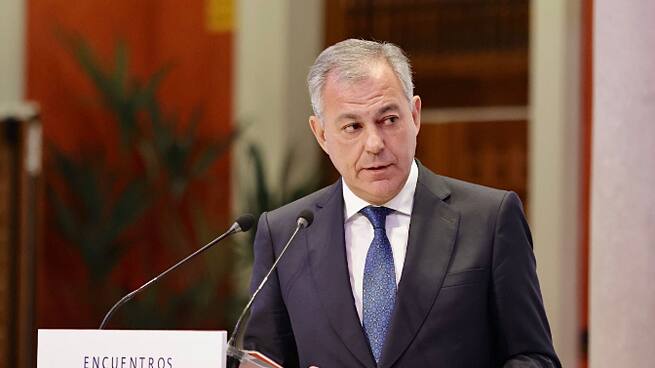 El alcalde de Sevilla aclara cómo pretende hacer la subida en la tarifa de agua de Emasesa