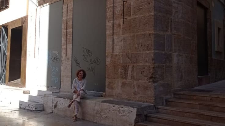 En La València Olvidada Pepa Pascual cuenta la historia de este edificio histórico y su relación con el primer reloj de maquinaria que hubo en la ciudad