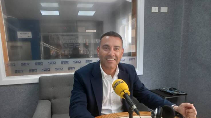 Oswaldo Betancort: "Queremos que las viviendas vacías de los bancos se pongan a disposición de los vecinos"