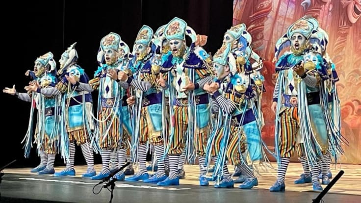 "Juana" satisfecho del paso de su comparsa por el Falla