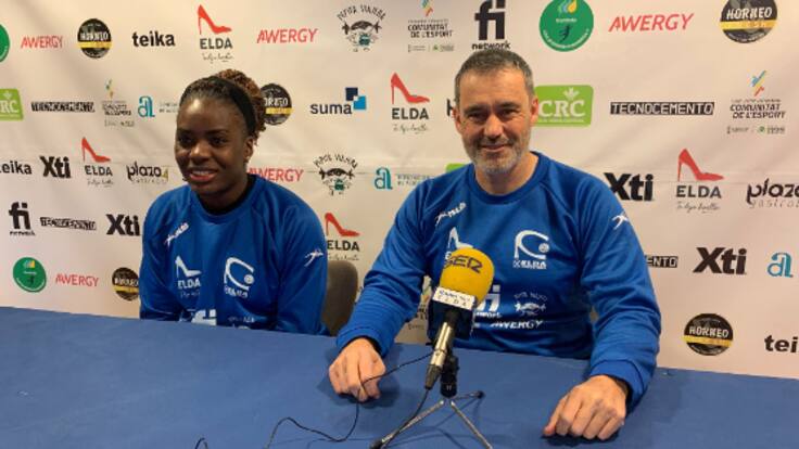 José Miguel Cantos, técnico del Elda Prestigio, antes de recibir al Lobas Global Atac Oviedo