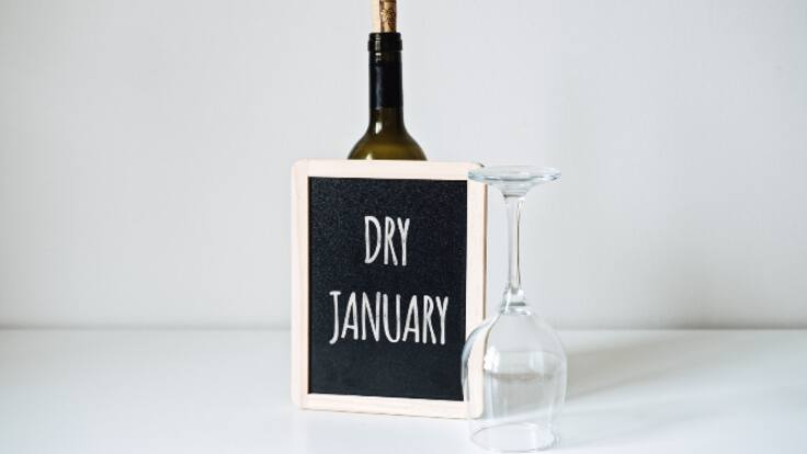 Coneixem el Dry January, la moda de no beure alcohol al gener que arriba a Catalunya
