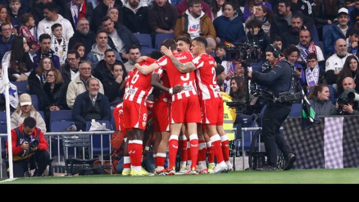 La plantilla del Almería ha dado un paso al frente.