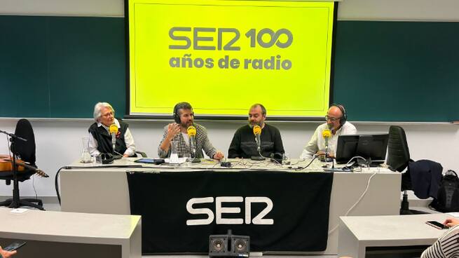 Especial Hoy por Hoy Navarra cien años de la radio: el papel de los colaboradores y el futuro de la radio