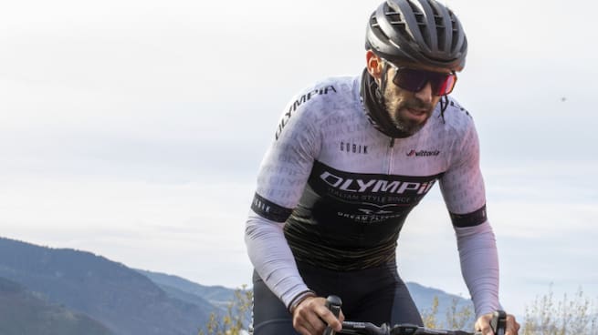 Eder Sarabia, tras evitar una tragedia con su bicicleta: "Si no llego a cambiar de carril, me pasan por encima"