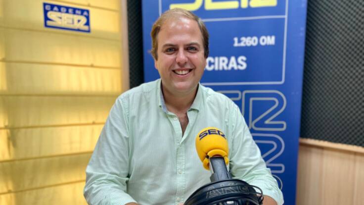 Vázquez Hueso presenta los Cursos de Otoño