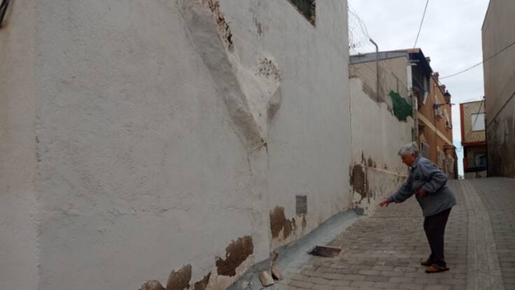 Vecinos del entorno de San Roque de Lorca exigen el mantenimiento del barrio