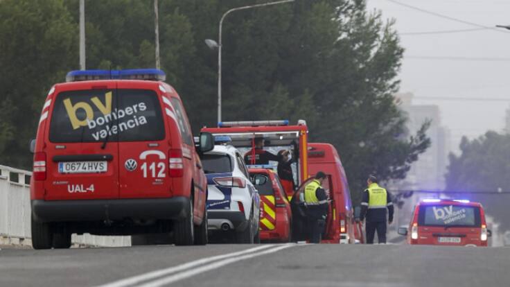 “No hemos podido hablar con él y no sabemos si es un problema de cobertura o que le ha pasado algo”: sin noticias de muchas personas atrapadas por la DANA en Valencia