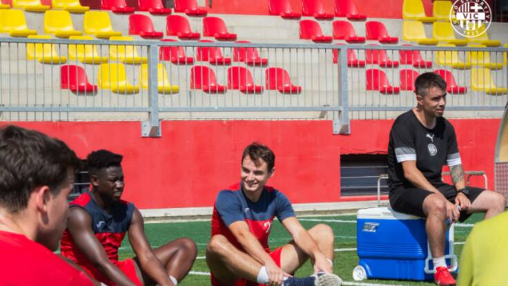 Juli Berenguer, jugador del Vic: "Impressiona perquè veus que gent que ha guanyat un Mundial vindrà a l'Hipòlit Planàs"