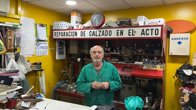 Solo quedan 2 zapateros en Alcázar