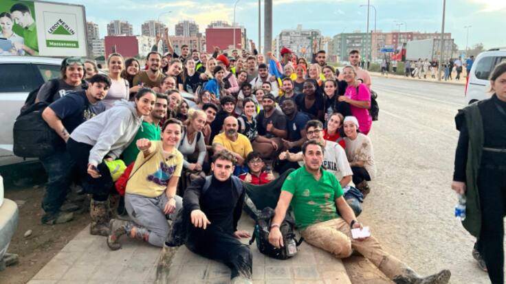 Coordinadora Solidaria y Jóvenes de Algeciras con los damnificados de Valencia