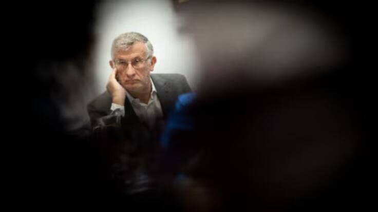 La primera llamada del día con Félix Taberna, vicepresidente primero del Gobierno de Navarra