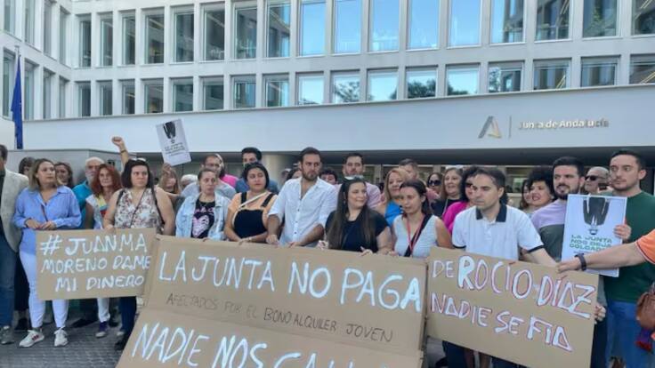 Manuel Sanz, portavoz de la plataforma de afectados por el bono de alquiler, pide a la Junta que empiece a tramitar la segunda convocatoria