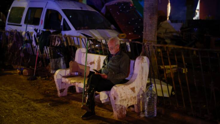 Expertos aconsejan teléfonos vía satélite para que los ayuntamientos comuniquen las emergencias