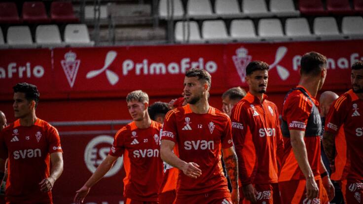 El entorno, crítico con la pólvora del Real Murcia: "No sé si Alcaina es la solución, vamos a empezar diciembre y aún no está a pleno rendimiento"
