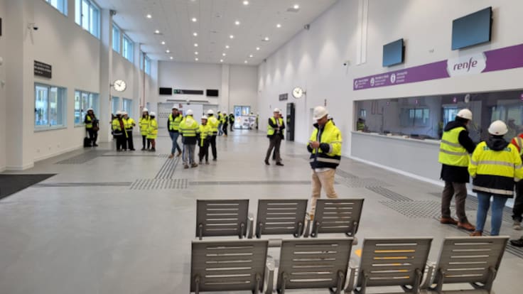 Pedro Blanco, delegado del Gobierno en Galicia, explica cómo va a ser la Estación provisional de A Coruña