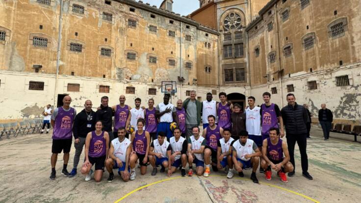 Homenatge a La Model en agraïment a les persones impulsores de l’esport a la presó