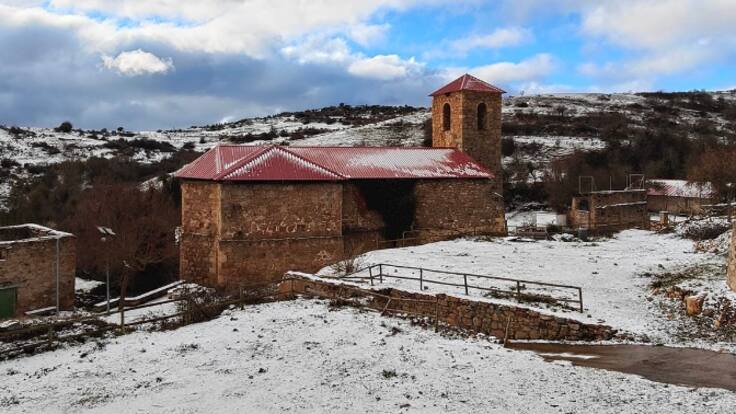 Luezas llama a la solidaridad riojana para 'apadrinar una piedra' de su iglesia