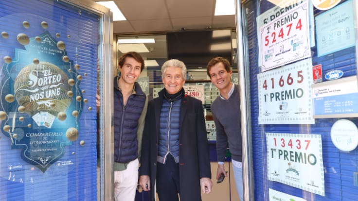 Entrevista a Ignacio Alda, responsable de la administración número 6 de Logroño, la encargada de repartir el 'Gordo' en 2024. "Calculamos que una docena de décimos se han quedado en Logroño"