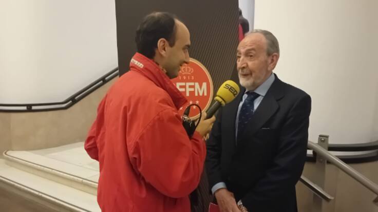 Paco Díez, vicepresidente de la RFEF: "Si hay que ayudar para que le mejoren el contrato a De La Fuente, yo estaré ahí "