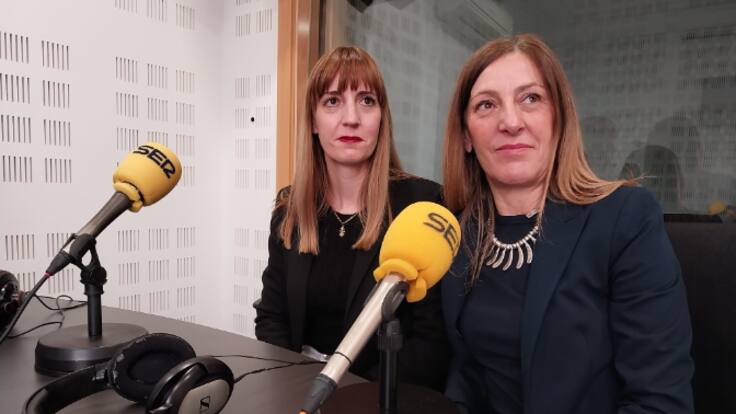 Ana Pérez, concejala de Mayores de Fuenlabrada y Belén Burgos, abogada, hablan del servicio de asesoramiento gratuito a la tercera edad.