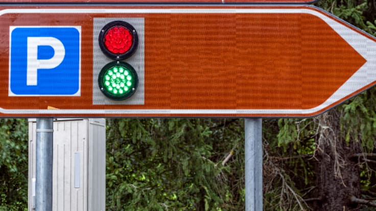 Entrevista a Marta Latorre, portavoz de la Pataforma vecinal contra los aparcamientos subterráneos