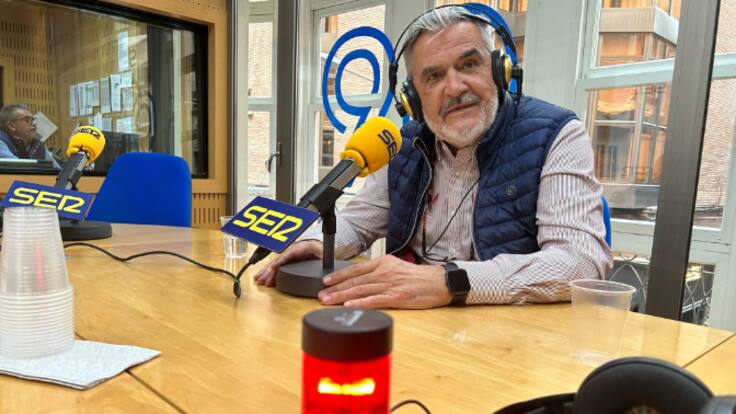 El médico forense Tomás Ros visita Hoy por hoy Murcia tras su jubilación