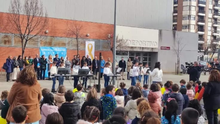 El CEIP Bretón de los Herreros de Logroño acoge un acto de sensibilización en el Día Mundial del Cáncer Infantil