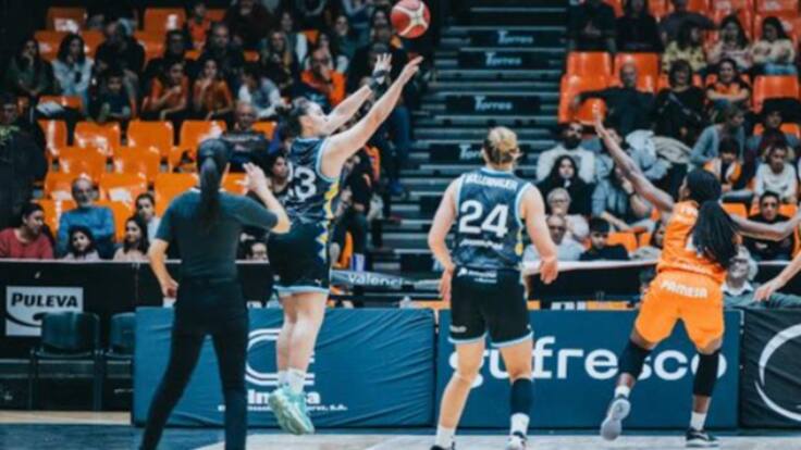 Entrevista a la jugadora de Estudiantes, Adriana Díaz (21/02/2024)