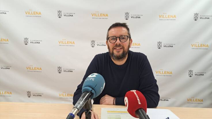 Paco Iniesta, en Radio Villena SER