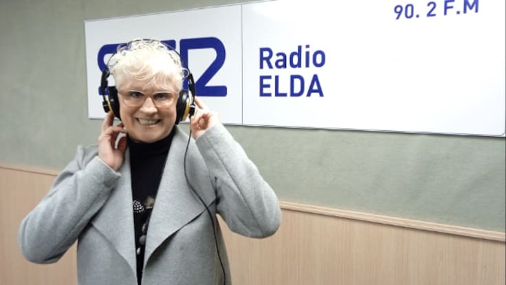 Celia Linares, locutora de radio, sobre su trayectoria en la radio local