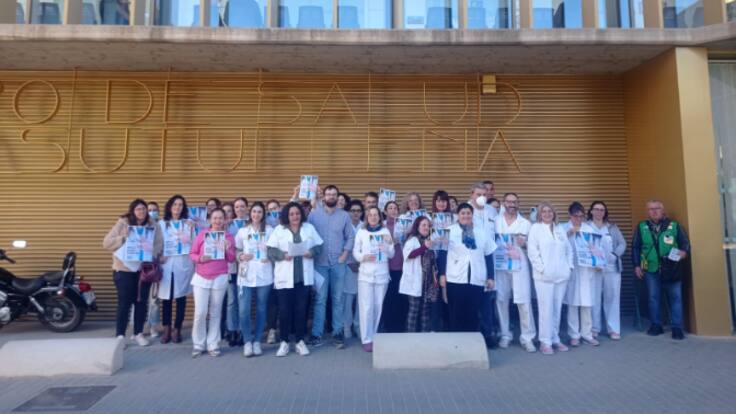 Rosa Tudela y Julián García, médicos del centro de Salud Lorca Sutullena