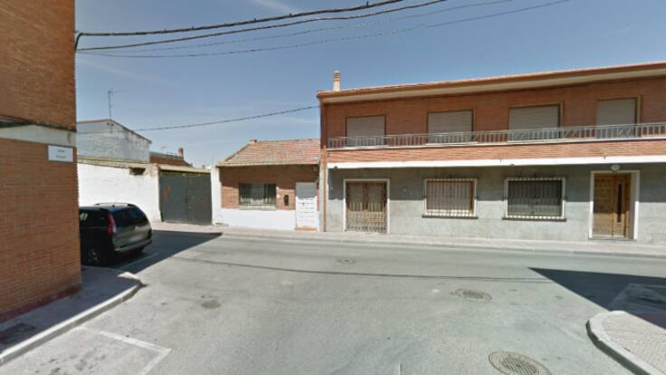 La edil de Hacienda de San Martín de la Vega, Sonia Azuara, repasa la inversión en un nuevo aparcamiento público