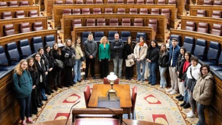 El incumplimiento del Código Ético del Colegio Larraona: "Vemos cómo los políticos no cumplen lo que nos prometieron"