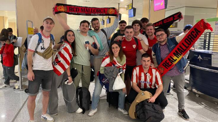 Una de las afectadas del avión Ibiza-Sevilla cancelado, que transportaba aficionados para la final de Copa: "Quedarme sin final sería terrible"