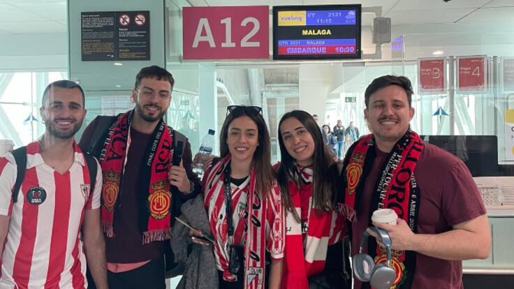 Entrevista a Lluís e Iraia, aficionados del Real Mallorca y Ahtletic Club afectados por la cancelación de Vueling