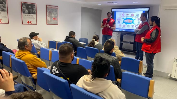 Hogar Seguro, los talleres de Cruz Roja para familias vulnerables de Cuenca