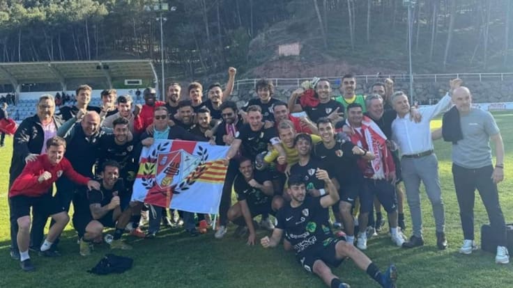 Dani Martínez, entrenador de la UD Barbastro, habla de la permanencia