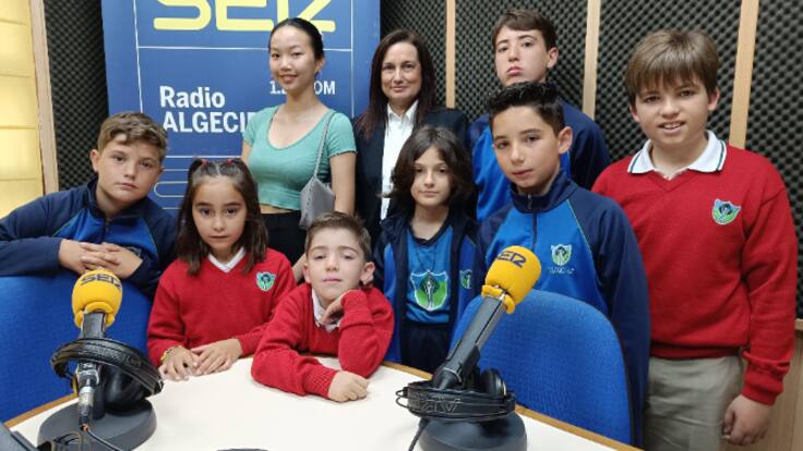 El colegio Los Pinos entrega los premios del XXVIII Certamen Literario entre sus alumnos