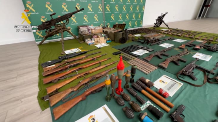 Pistolas, granadas de mano o ametralladoras: incautadas 190 armas de fuego y más de 17.000 cartuchos en la Cuenca de Pamplona