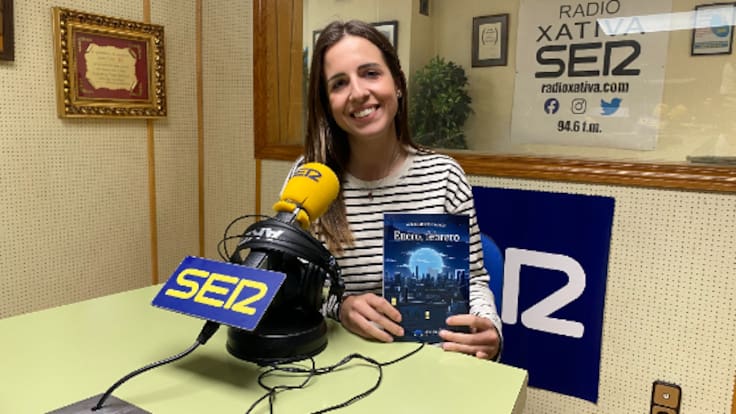 En "Hoy por Hoy" descubrimos a la escritora setabense Aitana Molina